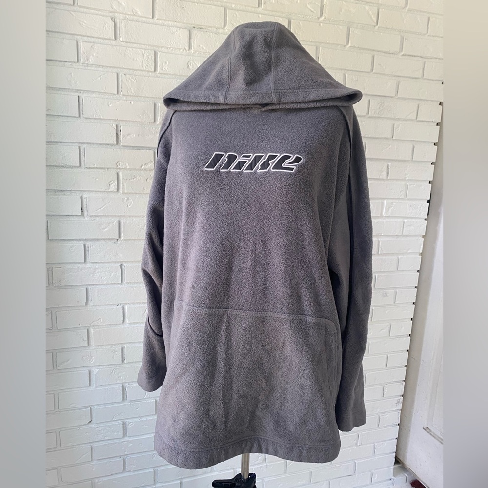 Vintage Gray Fleece Nike Sweatshirt